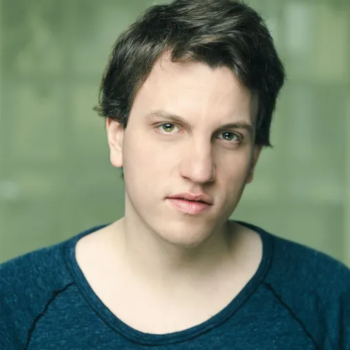 Bild: Musizieren statt nur Zuhören: Sebastian Müller veröffentlicht flexible Notenreihe für das Weihnachtsfest