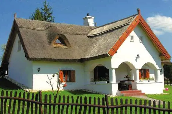 Ferienhaus am Balaton: Badeurlaub am Plattensee Bild: Ferienhaus am Balaton: Badeurlaub am Plattensee