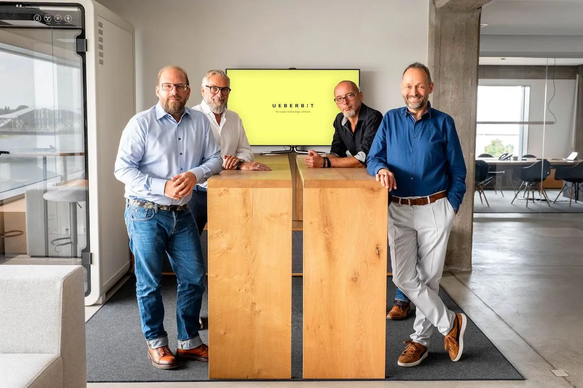 v. l. n. r.: Frank Meyerer, Dr. Boris Stepanow, Stefan Scholz, Daniel Bönisch / UEBERBIT GmbH (© UEBERBIT GmbH)