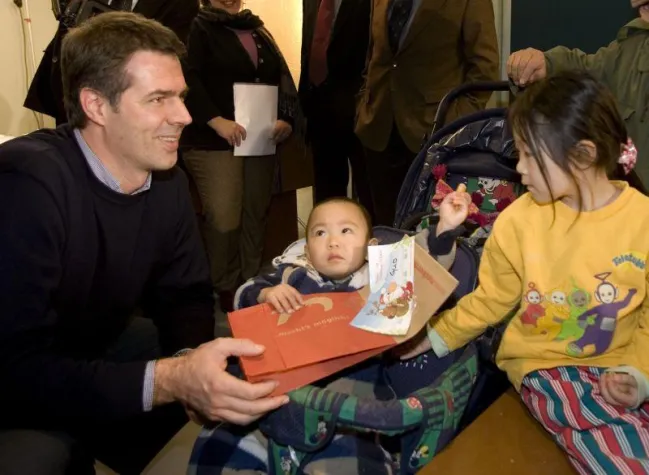 Bild: neckermann.de und DHL machen Kinderwünsche wahr