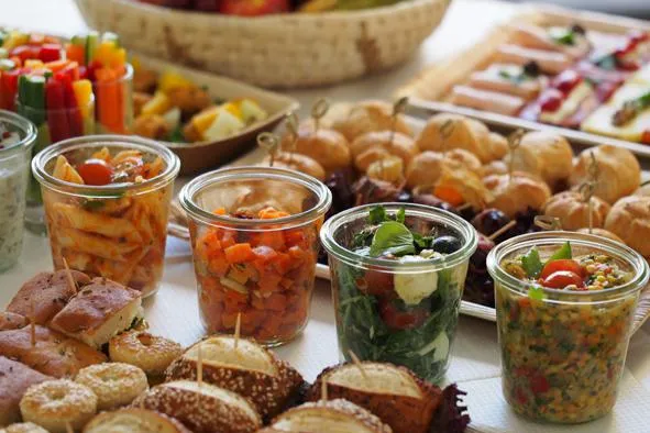 Business-Catering-Portal LEMONCAT erhält mit förderbar mehr als 1 Million Euro an Fördermitteln Bild: Business-Catering-Portal LEMONCAT erhält mit förderbar mehr als 1 Million Euro an Fördermitteln