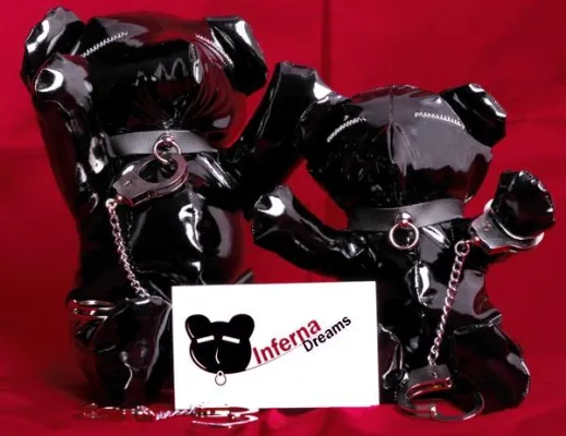 Bild: Teddyträume in Lack und Leder