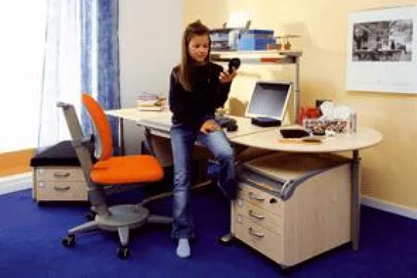 Bild: Kids & Co im Kinderbüro – Einrichtungstrends zum Schulanfang 2005