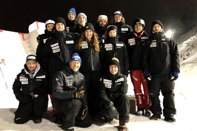 All black in Schöffel – beste Performance für das Swiss-Ski Skicross-, Aerial- und Moguls-Team Bild: All black in Schöffel – beste Performance für das Swiss-Ski Skicross-, Aerial- und Moguls-Team