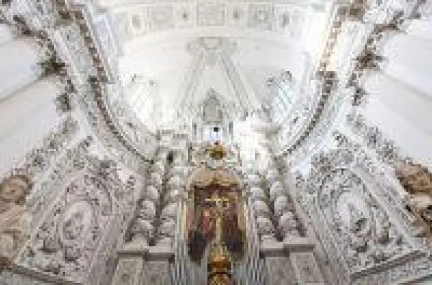 Bild: Theatinerkirche - Vortrag "Die Rennovierungsarbeiten an der Fassade"