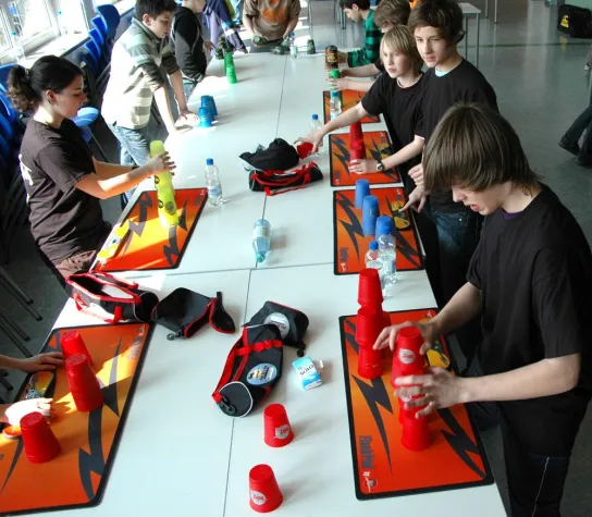 Bild: 1. Schulsportmeisterschaft im Sport Stacking gesucht