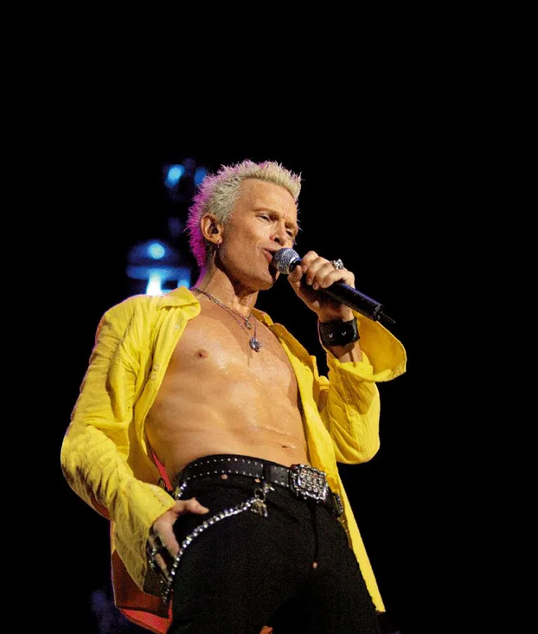 Waschbrettbauch mit 52: Billy Idol