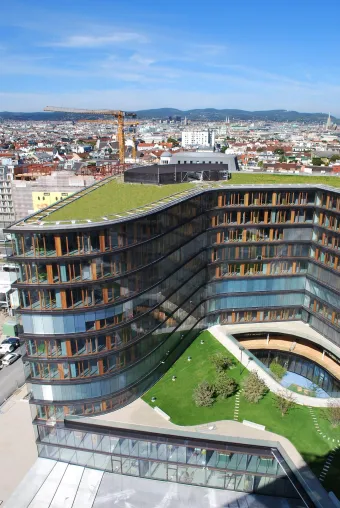Enorme Effekte von Umkehrdach und Wärmedämmung auf die Herstellungsenergie Bild: Enorme Effekte von Umkehrdach und Wärmedämmung auf die Herstellungsenergie