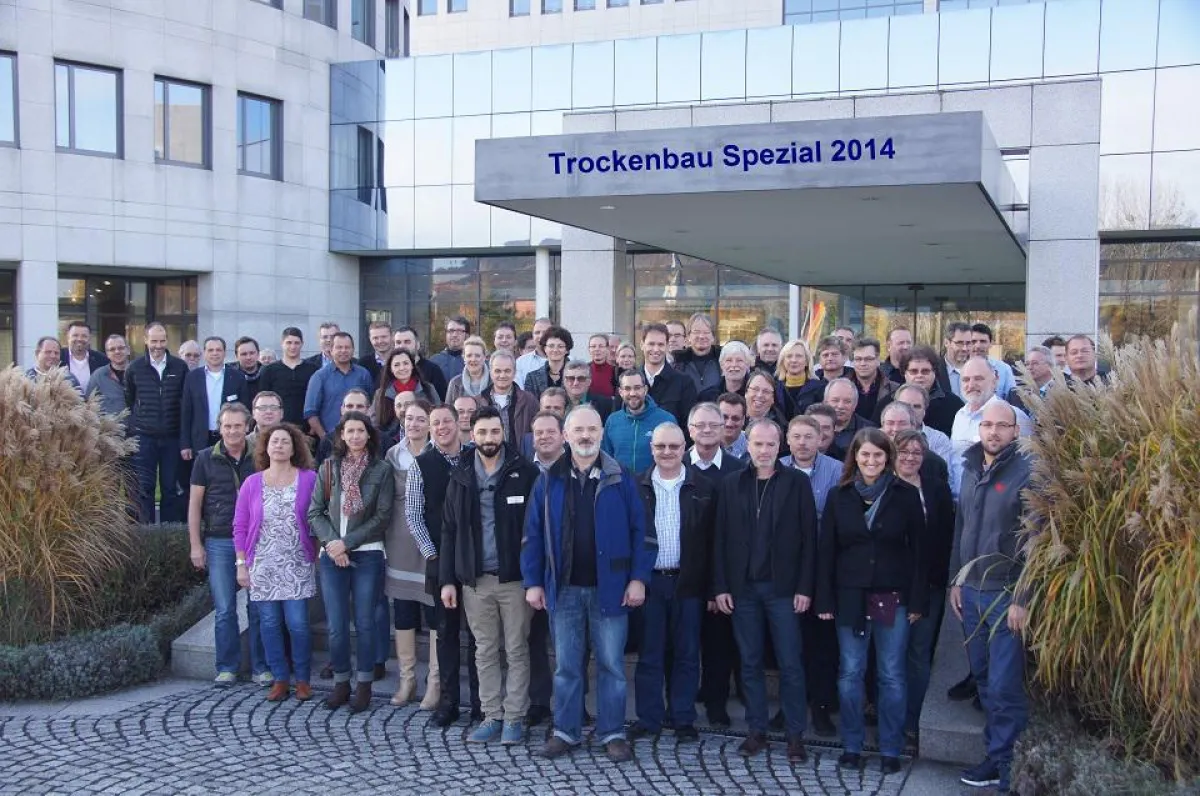Zufriedene Gesichter bei der Veranstaltung Trockenbau spezial