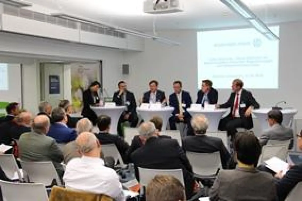 Vertreter aus Wirtschaft, Wissenschaft und Politik diskutierten beim Berliner Gespräch des MÜNCHNER