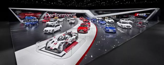 Bild: Ikonografie im Brand Space: SCHMIDHUBER entwickelt für die Audi Weltpremiere den R8 FLASH