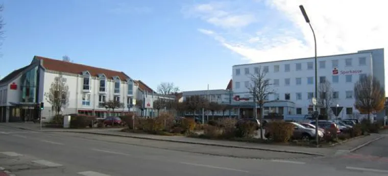 Bild: Die Stadtsparkasse Aichach mit neuer, standardisierter Videoüberwachung