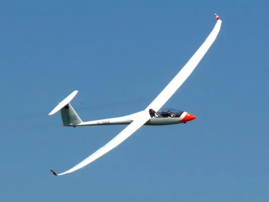 Bild: Wetter und Technik lassen Donauwörther Segelflieger auf Platz zwei in der Bundesliga abrutschen