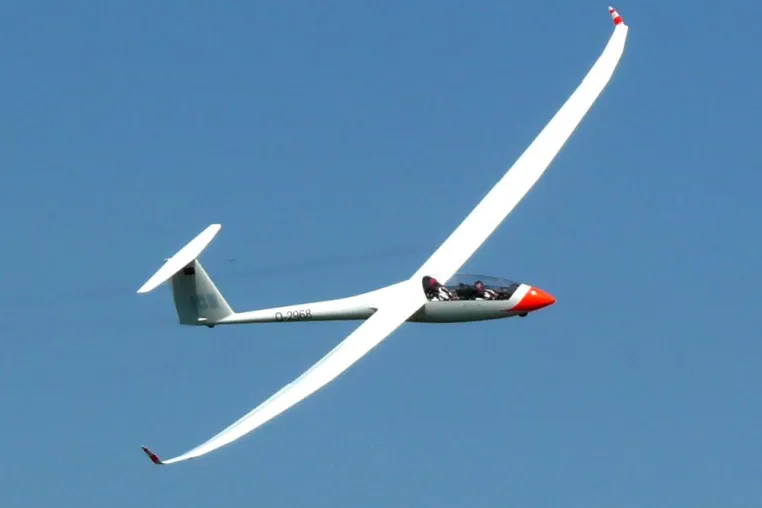 Wetter und Technik lassen Donauwörther Segelflieger auf Platz zwei in der Bundesliga abrutschen Bild: Wetter und Technik lassen Donauwörther Segelflieger auf Platz zwei in der Bundesliga abrutschen