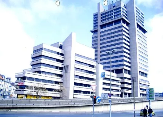 Bild: Maxime Investment GmbH sichert Fachgerichtszentrum für "Lister Tor"