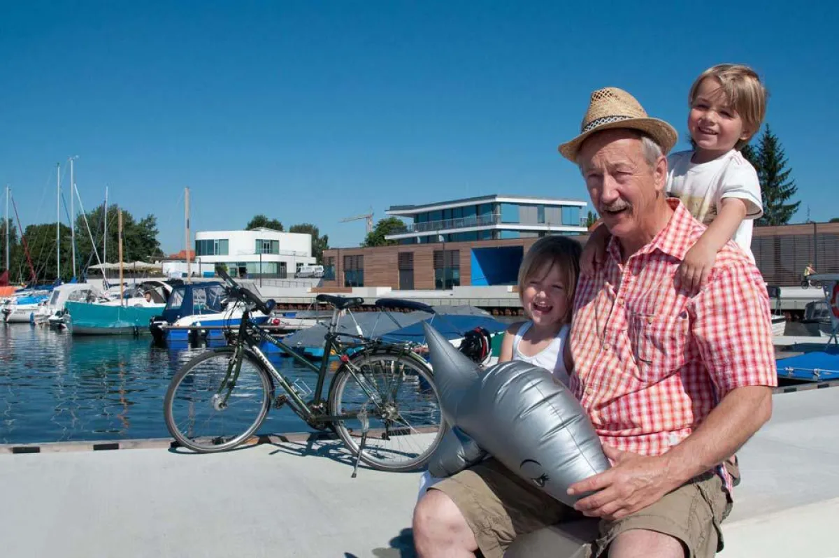 Barrierefreier Stadthafen Senftenberg im Lausitzer Seenland, Foto: Nada Quenzel