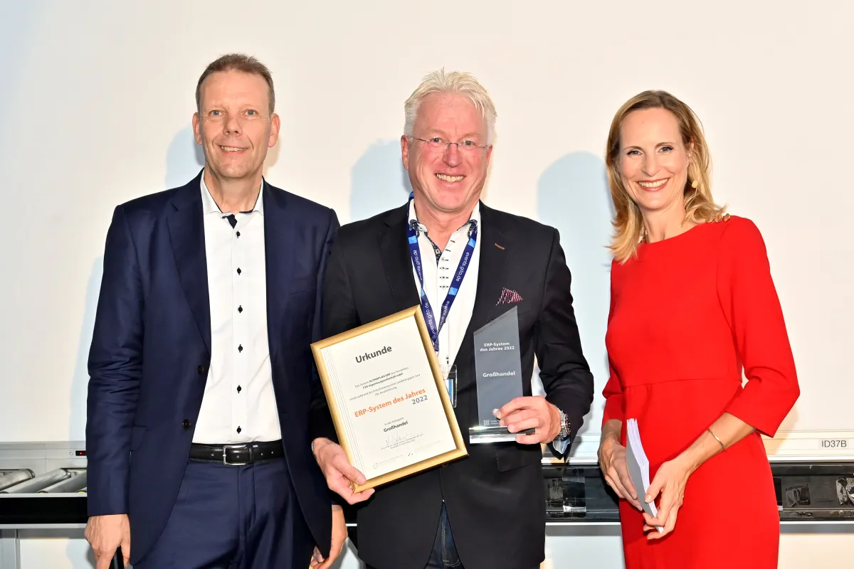 v.l.n.r. Prof. Dr.-Ing. Norbert Gronau, Robert Lüers, Sandra Berndt (© © GITO mbH Verlag)