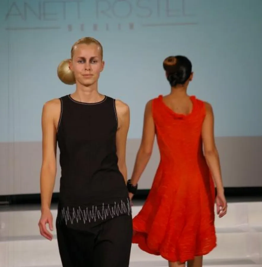 Fashion Show Anett Röstel, Goldene Nase 2008. Foto: modekultur.info