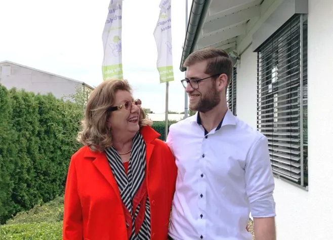 Bild: Auszubildender von Bürobedarf BBV-Domke erreicht Bestnote