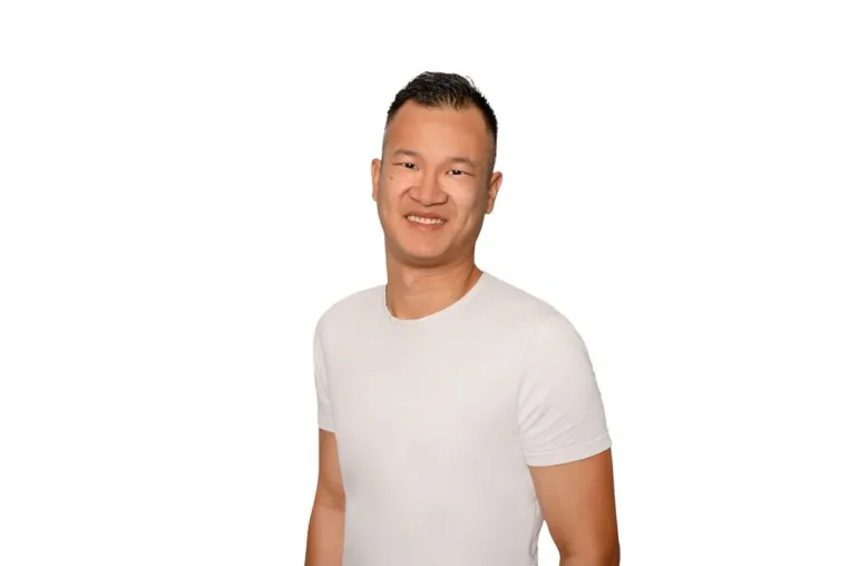 Bild: Herr Minh Hai Hoang schließt sich der SeniorenLebenshilfe an - als Lebenshelfer in Visbek
