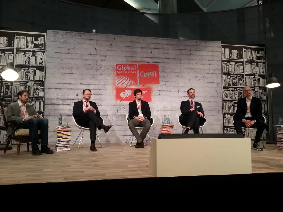 v.l.n.r.: Prof. Dr. Claus-Peter Ernst, Dr. Udo Bub, Tobias Hagenau, Björn Schwarze, Dr. Axel Pols