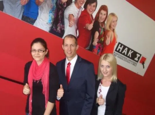Bild: HAK I in Wels geht neue Wege – Maturaprojektteam gestaltet Social Media Auftritt