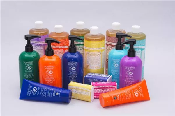 Natur ist nicht immer Natur pur: Vermeintliche Natur- und Bio-Kosmetika können Chemikalien enthalten Bild: Natur ist nicht immer Natur pur: Vermeintliche Natur- und Bio-Kosmetika können Chemikalien enthalten