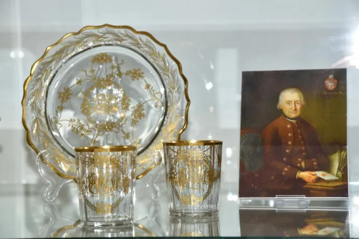 Bild: 450 Jahre Poschinger - Tradition in Glas seit 1568 - Ausstellung im Glasmuseum Frauenau