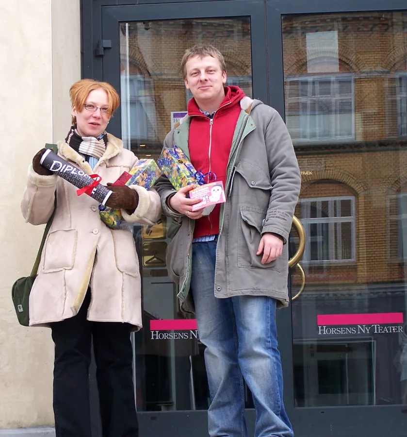 Ausgezeichnet mit dem Diplom der dänischen Krimiakademie: Alexandra Hagenguth und Sebastian Bielke vom Literaturportal schwedenkrimi.de.