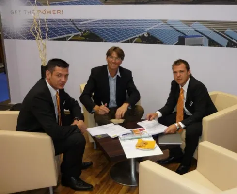 Bild: Intersolar resultiert in 2,7 MW Deal für brandneues Joint Venture SOLIDMARKS