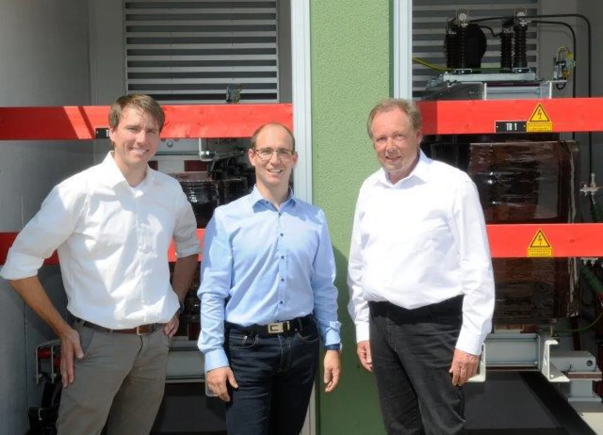 Im Bild: Die Verantwortlichen (Foto: EWR)