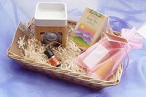 Weihnachtszeit, Wohlfühlzeit: Die Geschenke kommen mit bringmirbio.de Lieferservice direkt ins Haus Bild: Weihnachtszeit, Wohlfühlzeit: Die Geschenke kommen mit bringmirbio.de Lieferservice direkt ins Haus