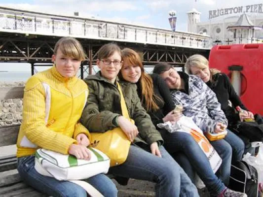 Sprachreisen zu Ostern: neue Angebote mit Unterkunft im Internat Bild: Sprachreisen zu Ostern: neue Angebote mit Unterkunft im Internat