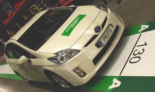 Bild: Mit Prototyp-Reifen von Nokian fährt das Auto 64 Prozent weiter