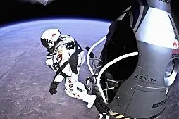 Bild: Felix Baumgartners Stratossphärensprung mit Druckmodulen von AMSYS