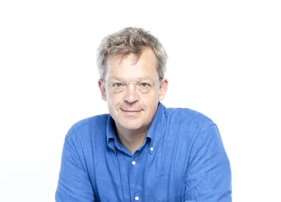 Bild: Stefan Behling bei der November Reihe in Stuttgart