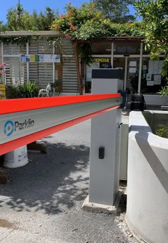 Bild: Ohne Warterei - mit weniger Personal