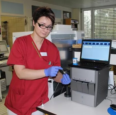 Bild: Mit gezieltem Screening den Keimen auf der Spur