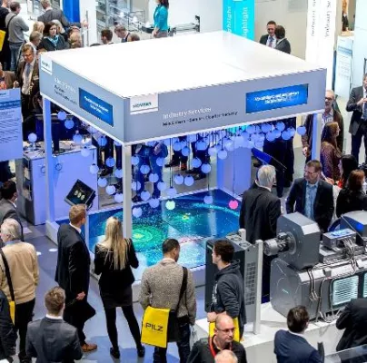 Bild: Viele Besucher, großes Interesse - SPS IPC Drives 2015
