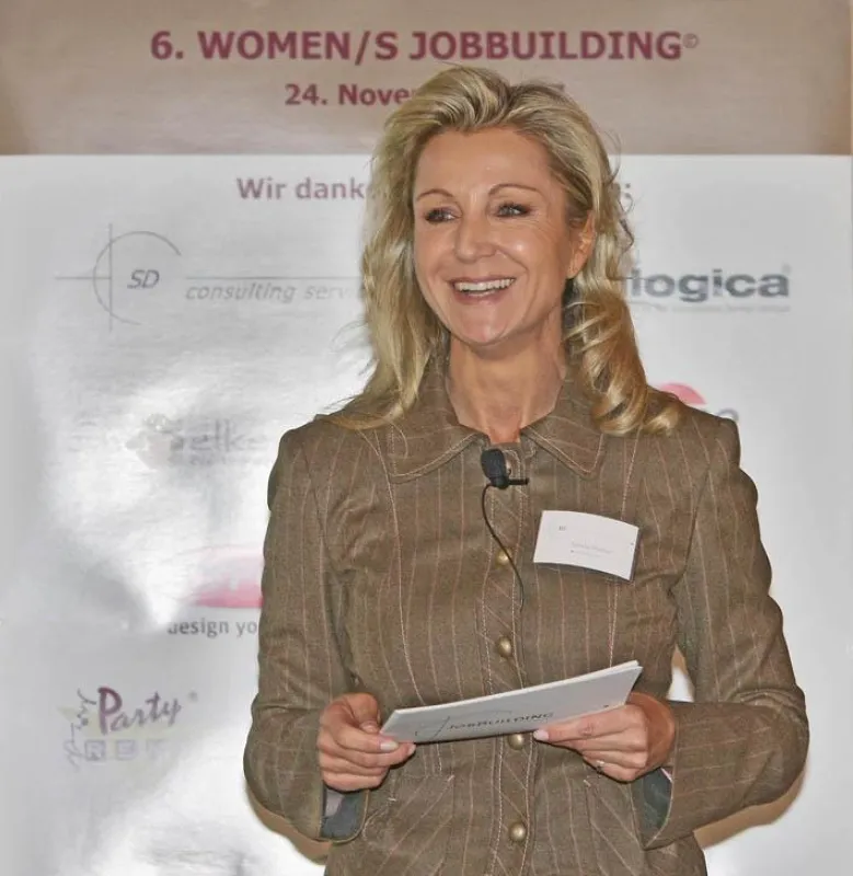 Sylvia Dinter, Initiatorin von JOBBUILDING, bei der Eröffnung der 6. WOMEN/S JOBBUILDING