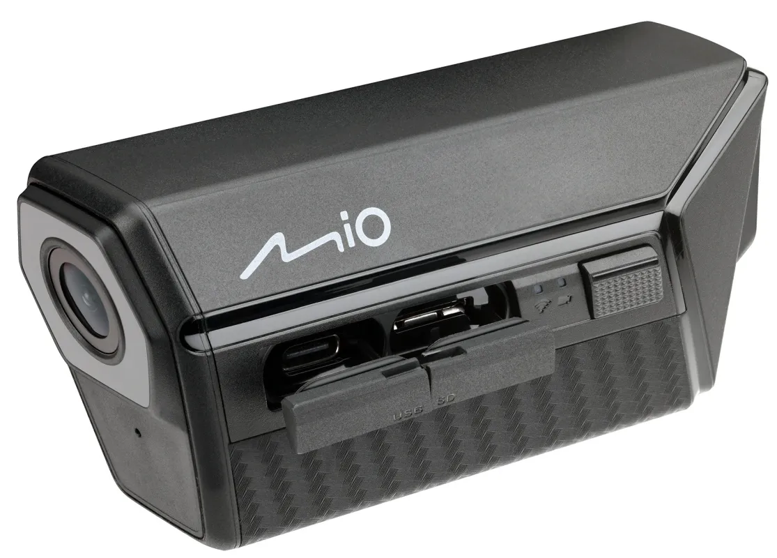 Mio MiVue MP30 GPS: Einfach am Helm befestigen (© MiTAC)