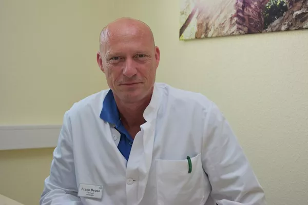 Bild: Neu in der Asklepios Klinik im Städtedreieck: Adipositas-Experte Frank Brose hilft bei krankhaftem Übergewicht