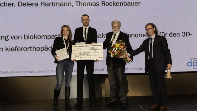 Bild: Noch bis zum 30. März 2020 für den DGAO-Förderpreis 2020 bewerben!