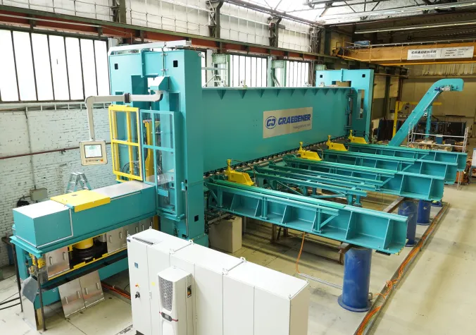 Bild: Zeitersparnis durch simultanes Fräsen bei der Herstellung von Offshore-Versorgungsplattformen