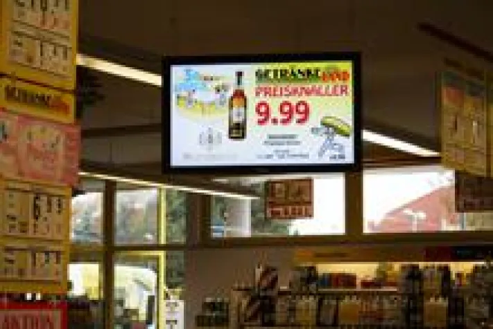 Bild: Erfrischend anders: Getränkeland Heidebrecht mit Digital Signage von NEXGEN smart instore