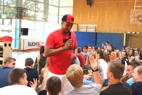 Bild: 2schneidig@school: Suchtprävention im Leinebergland