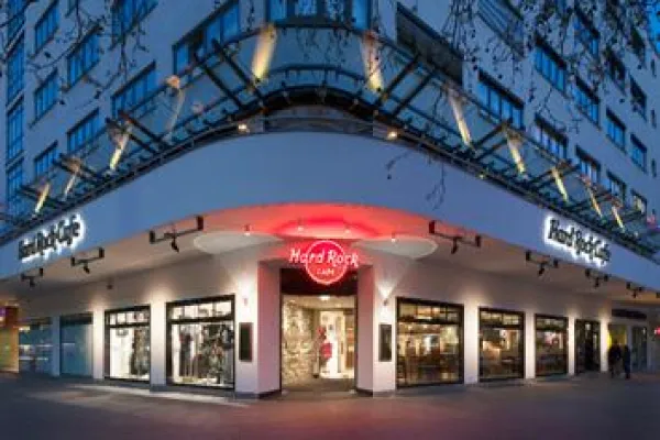 Bild: Hard Rock Cafe feiert Eröffnung am Berliner Ku’Damm