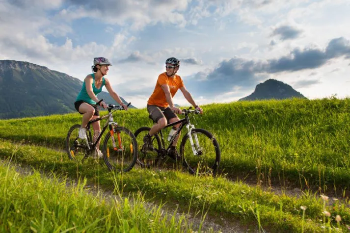 Bild: Spaß und Sport auf zwei Rädern