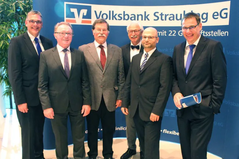Bild: 113. ordentliche Vertreterversammlung der Volksbank Straubing eG