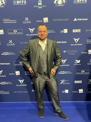 Bild: Vom Polizeidienst vor die Kamera: Thilo Dietrich startet als Schauspieler durch